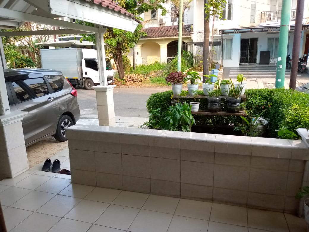 Rumah Disewakan Fully Furnished di Meadow Green Lippo Cikarang